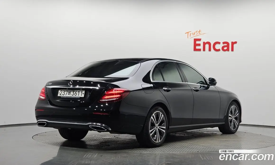 Mercedes-Benz E-Class 2020 2.0 автомат (гидро), фото 2 Mercedes-Benz E-Class 2020 2.0 автомат (гидро), фото 2