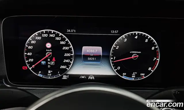 Mercedes-Benz E-Class 2020 2.0 автомат (гидро), миниатюра 11 Mercedes-Benz E-Class 2020 2.0 автомат (гидро), миниатюра 11