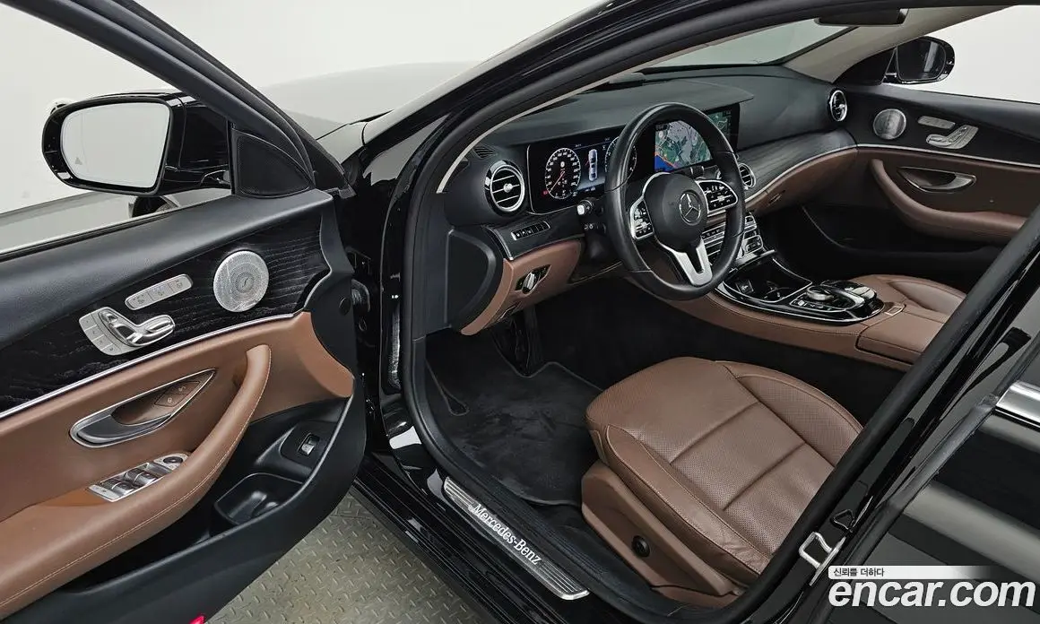 Mercedes-Benz E-Class 2020 2.0 автомат (гидро), фото 13 Mercedes-Benz E-Class 2020 2.0 автомат (гидро), фото 13