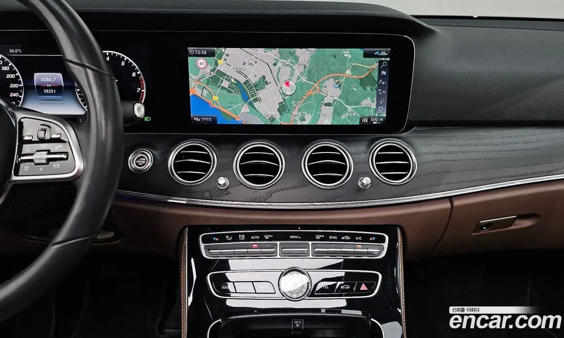 Mercedes-Benz E-Class 2020 2.0 автомат (гидро), фото 20 Mercedes-Benz E-Class 2020 2.0 автомат (гидро), фото 20