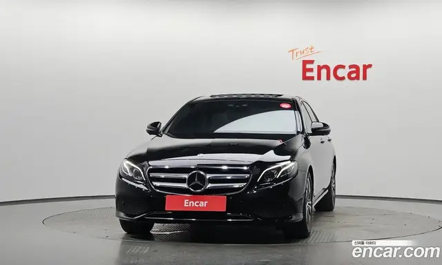 Mercedes-Benz E-Class 2020 2.0 автомат (гидро), миниатюра 3 Mercedes-Benz E-Class 2020 2.0 автомат (гидро), миниатюра 3