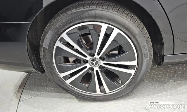 Mercedes-Benz E-Class 2020 2.0 автомат (гидро), миниатюра 5 Mercedes-Benz E-Class 2020 2.0 автомат (гидро), миниатюра 5