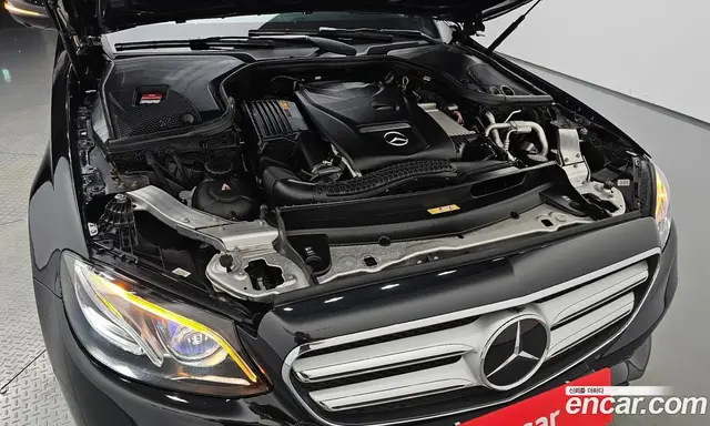 Mercedes-Benz E-Class 2020 2.0 автомат (гидро), миниатюра 6 Mercedes-Benz E-Class 2020 2.0 автомат (гидро), миниатюра 6