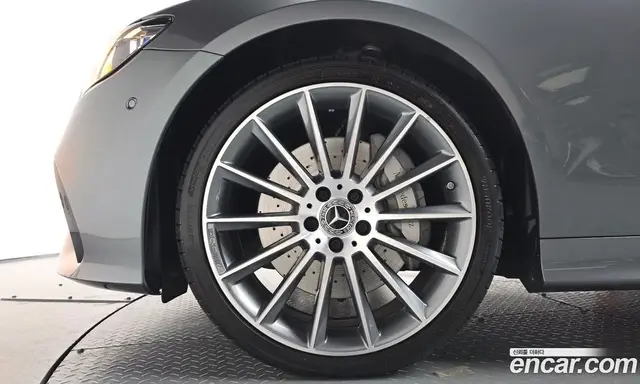 Mercedes-Benz E-Class 2021 3.0 автомат (гидро), миниатюра 4 Mercedes-Benz E-Class 2021 3.0 автомат (гидро), миниатюра 4
