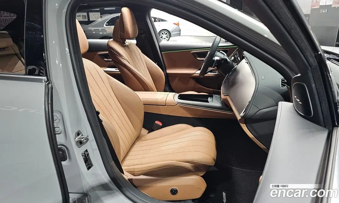 Mercedes-Benz E-Class 2024 2.0 автомат (гидро), фото 16 Mercedes-Benz E-Class 2024 2.0 автомат (гидро), фото 16