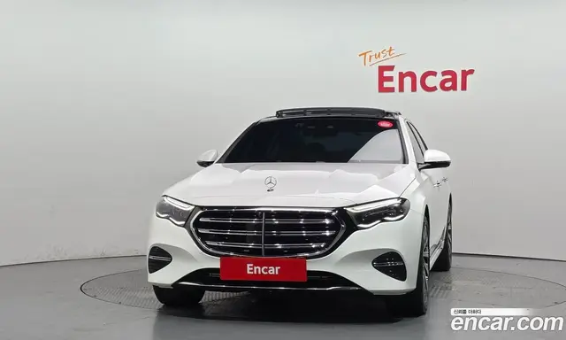 Mercedes-Benz E-Class 2024 2.0 автомат (гидро), миниатюра 3 Mercedes-Benz E-Class 2024 2.0 автомат (гидро), миниатюра 3
