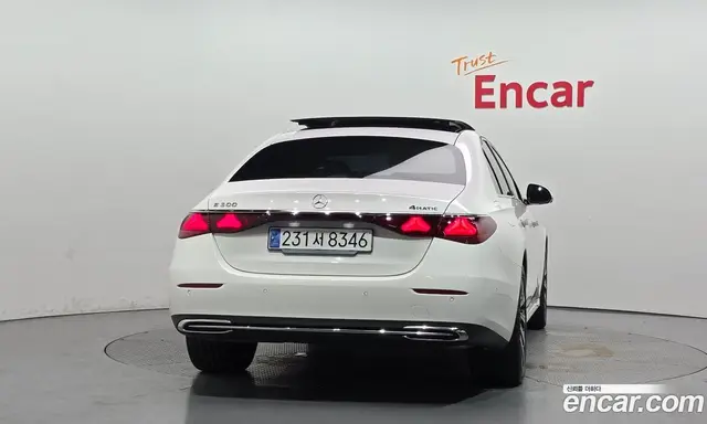 Mercedes-Benz E-Class 2024 2.0 автомат (гидро), миниатюра 4 Mercedes-Benz E-Class 2024 2.0 автомат (гидро), миниатюра 4
