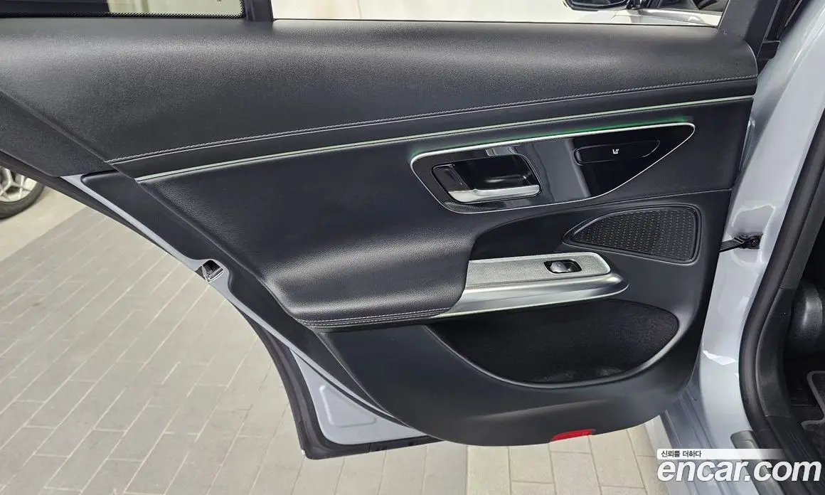 Mercedes-Benz E-Class 2024 2.0 автомат (гидро), фото 15