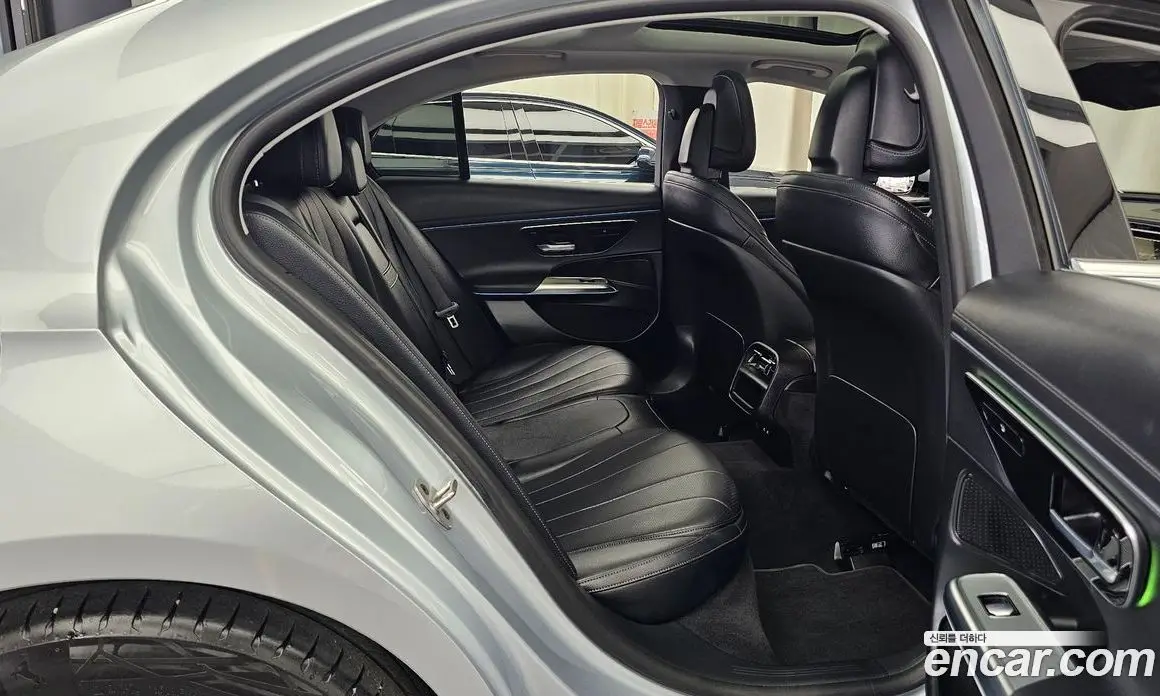 Mercedes-Benz E-Class 2024 2.0 автомат (гидро), фото 18