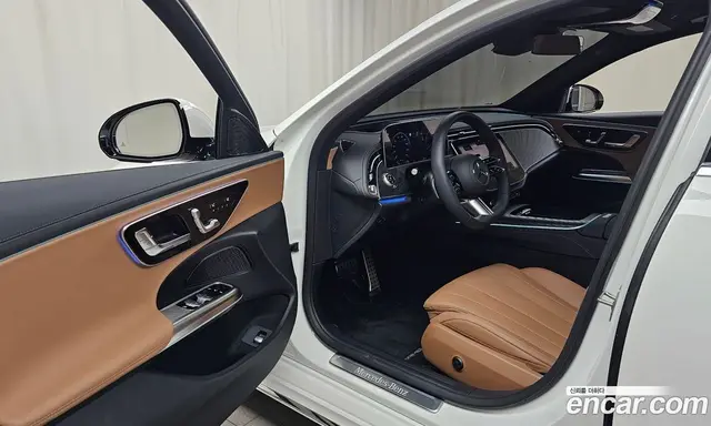 Mercedes-Benz E-Class 2025 2.0 автомат (гидро), миниатюра 12