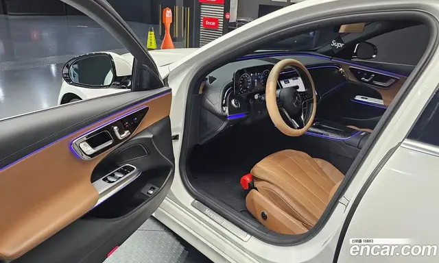 Mercedes-Benz E-Class 2025 2.0 автомат (гидро), миниатюра 12
