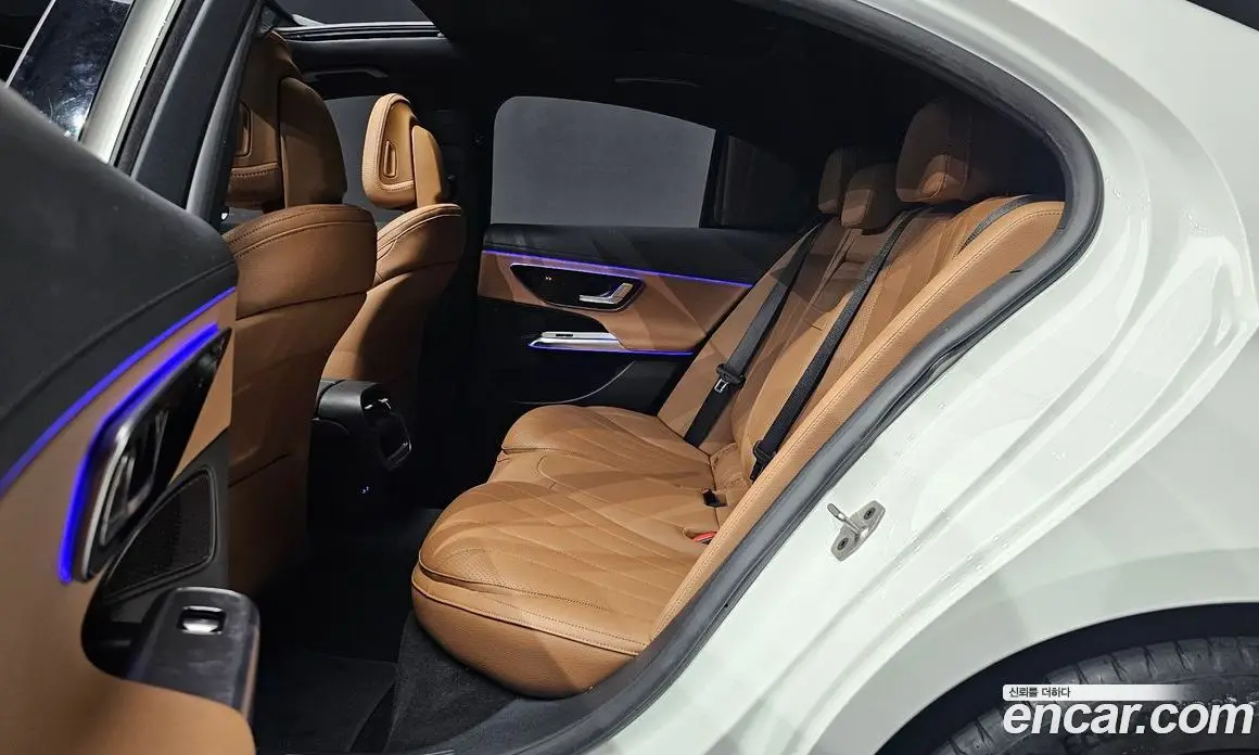 Mercedes-Benz E-Class 2025 2.0 автомат (гидро), фото 15 Mercedes-Benz E-Class 2025 2.0 автомат (гидро), фото 15