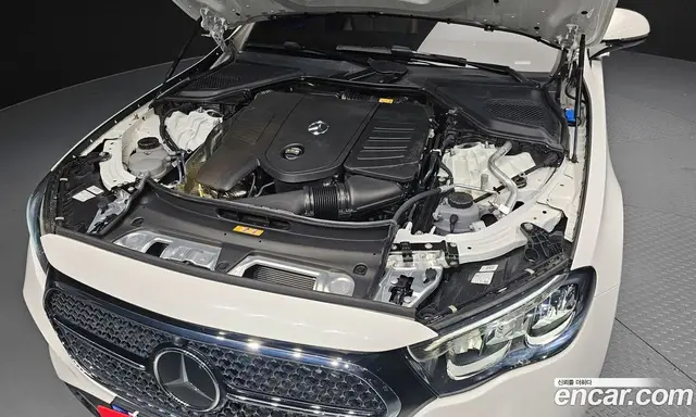 Mercedes-Benz E-Class 2025 2.0 автомат (гидро), миниатюра 5 Mercedes-Benz E-Class 2025 2.0 автомат (гидро), миниатюра 5