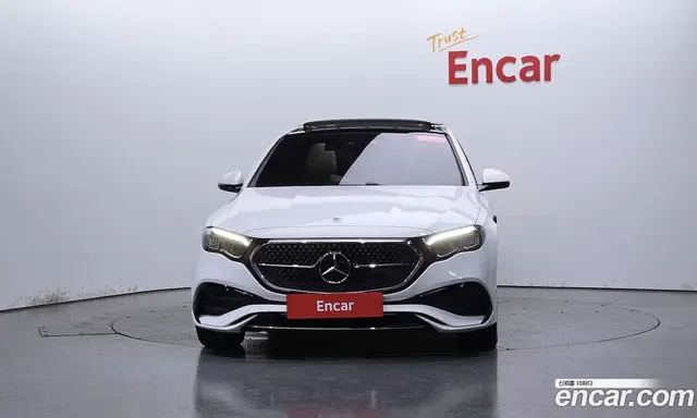 Mercedes-Benz E-Class 2026 2.0 автомат (гидро), миниатюра 2 Mercedes-Benz E-Class 2026 2.0 автомат (гидро), миниатюра 2