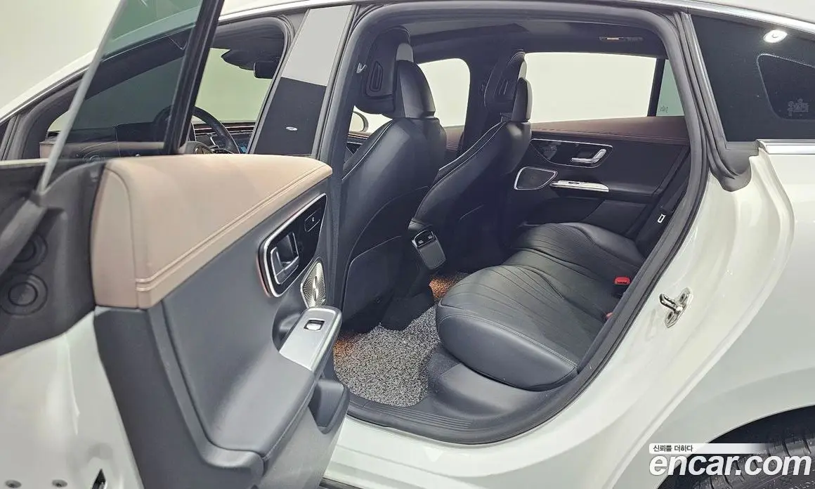 Mercedes-Benz EQE 2023 0.3 автомат (гидро), фото 16 Mercedes-Benz EQE 2023 0.3 автомат (гидро), фото 16