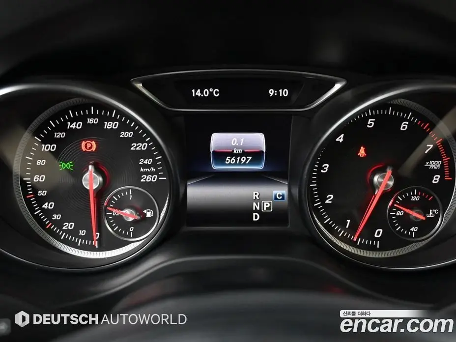 Mercedes-Benz GLA-Class 2018 2.0 автомат (гидро), фото 11
