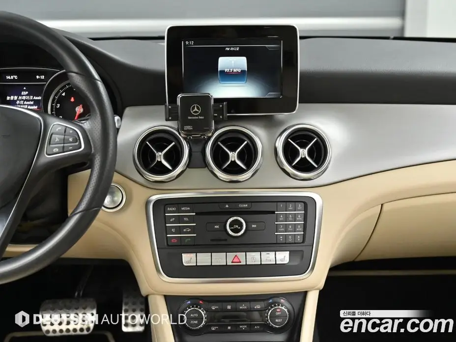 Mercedes-Benz GLA-Class 2018 2.0 автомат (гидро), фото 14