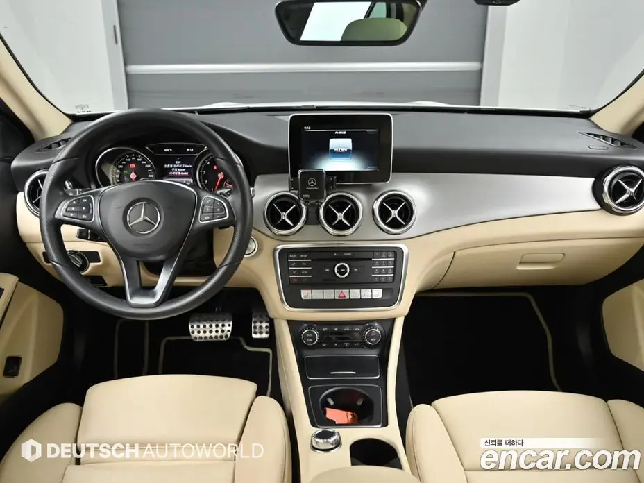 Mercedes-Benz GLA-Class 2018 2.0 автомат (гидро), фото 6