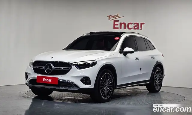 Mercedes-Benz GLC-Class 2024 2.0 автомат (гидро), миниатюра 1 Mercedes-Benz GLC-Class 2024 2.0 автомат (гидро), миниатюра 1