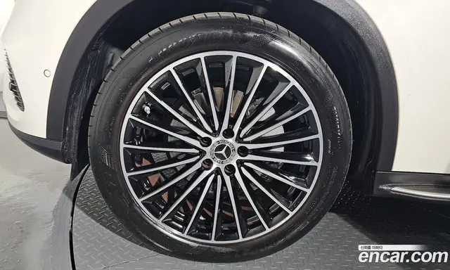 Mercedes-Benz GLC-Class 2024 2.0 автомат (гидро), миниатюра 5 Mercedes-Benz GLC-Class 2024 2.0 автомат (гидро), миниатюра 5