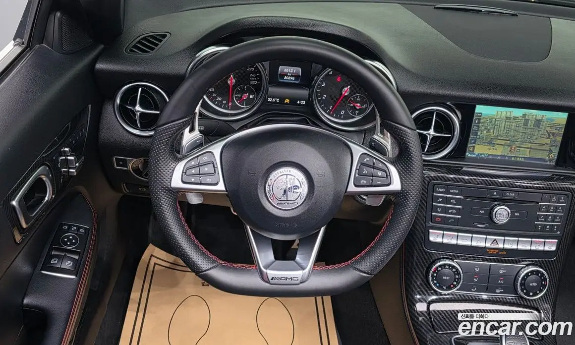 Mercedes-Benz SLC-Class 2017 2.0 автомат (гидро), фото 17 Mercedes-Benz SLC-Class 2017 2.0 автомат (гидро), фото 17