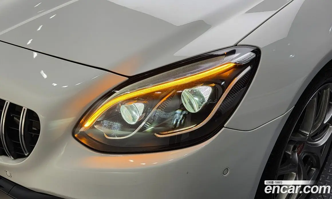 Mercedes-Benz SLC-Class 2017 2.0 автомат (гидро), фото 8 Mercedes-Benz SLC-Class 2017 2.0 автомат (гидро), фото 8