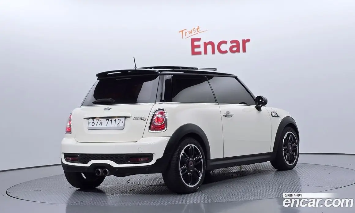 Mini Cooper 2011 1.6 автомат (гидро), фото 2 Mini Cooper 2011 1.6 автомат (гидро), фото 2