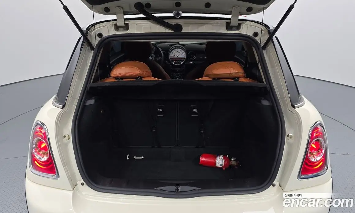 Mini Cooper 2011 1.6 автомат (гидро), фото 20 Mini Cooper 2011 1.6 автомат (гидро), фото 20
