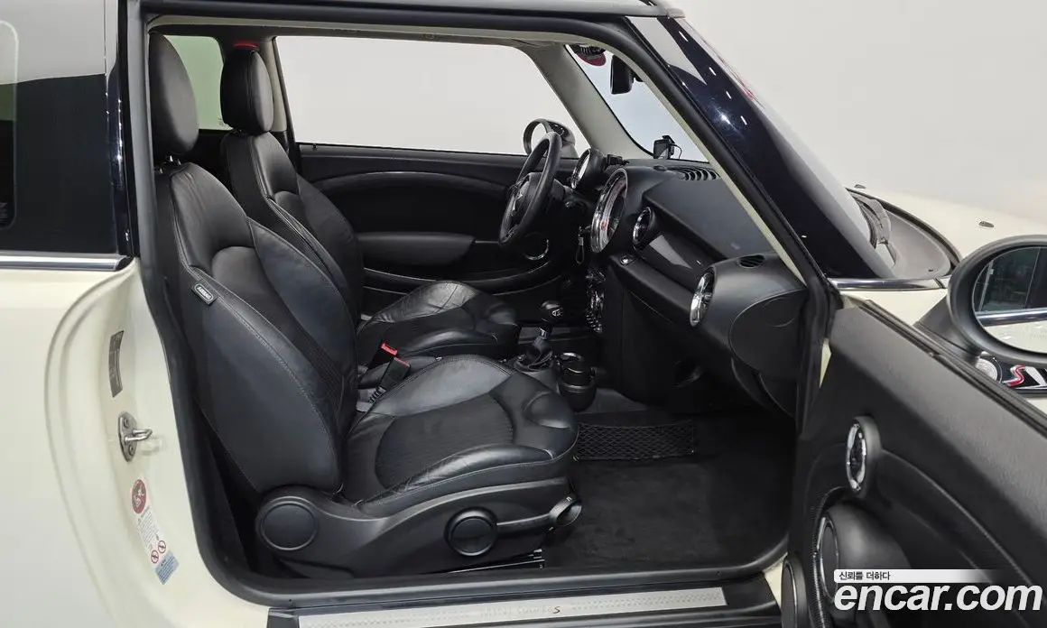 Mini Cooper 2012 2.0 автомат (гидро), фото 11 Mini Cooper 2012 2.0 автомат (гидро), фото 11