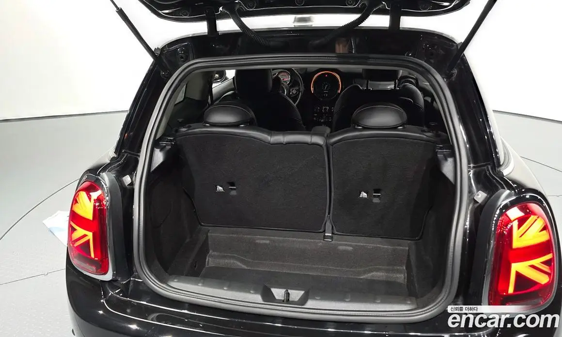Mini Cooper 2019 1.5 автомат (гидро), фото 20 Mini Cooper 2019 1.5 автомат (гидро), фото 20