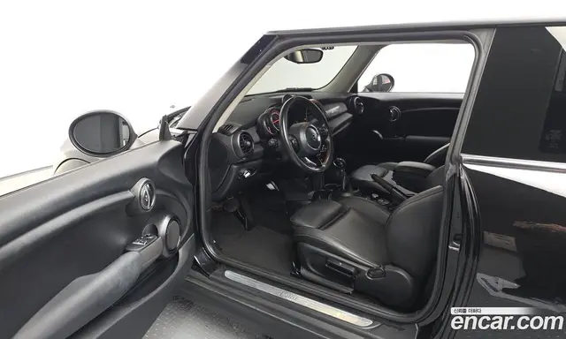 Mini Cooper 2019 1.5 автомат (гидро), миниатюра 10 Mini Cooper 2019 1.5 автомат (гидро), миниатюра 10