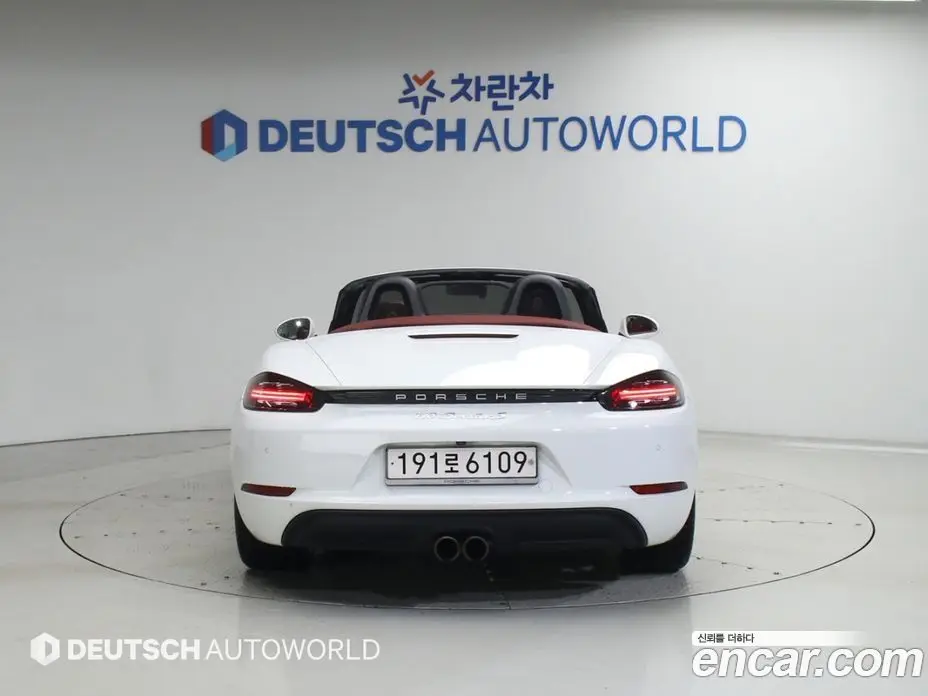 Porsche 718 2017 2.5 автомат (гидро), фото 4 Porsche 718 2017 2.5 автомат (гидро), фото 4