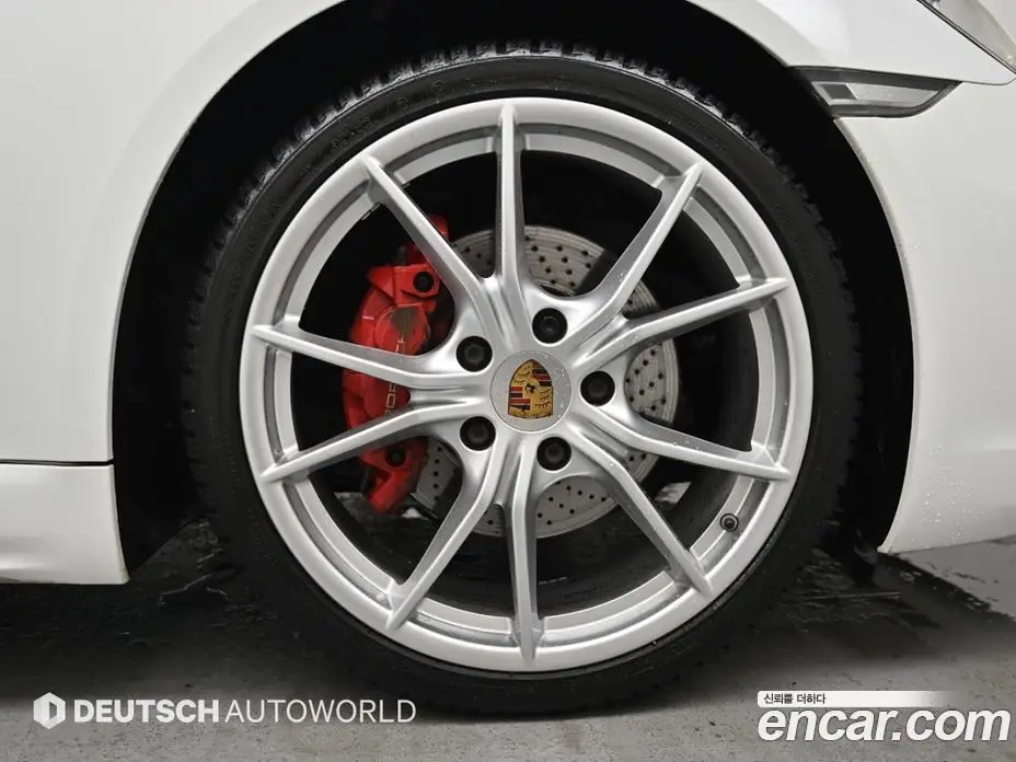 Porsche 718 2017 2.5 автомат (гидро), фото 5 Porsche 718 2017 2.5 автомат (гидро), фото 5