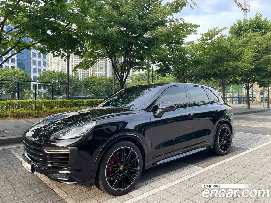 Porsche Cayenne 2016 3.6 автомат (гидро), фото 1 Porsche Cayenne 2016 3.6 автомат (гидро), фото 1