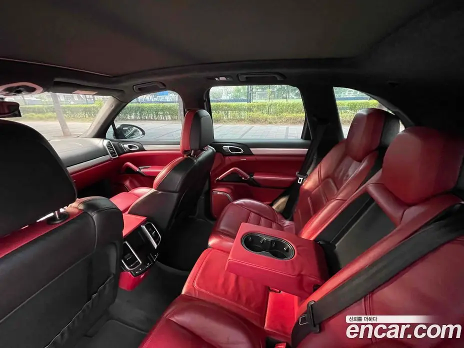 Porsche Cayenne 2016 3.6 автомат (гидро), фото 14 Porsche Cayenne 2016 3.6 автомат (гидро), фото 14