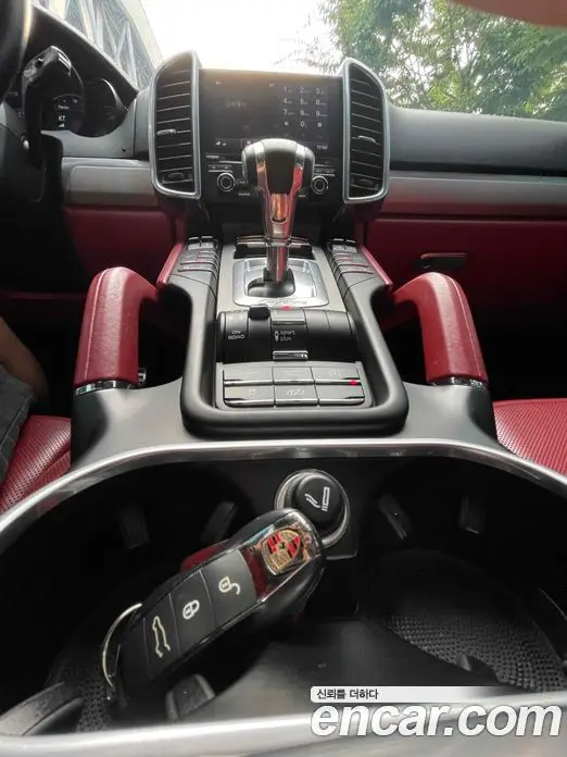Porsche Cayenne 2016 3.6 автомат (гидро), фото 16 Porsche Cayenne 2016 3.6 автомат (гидро), фото 16