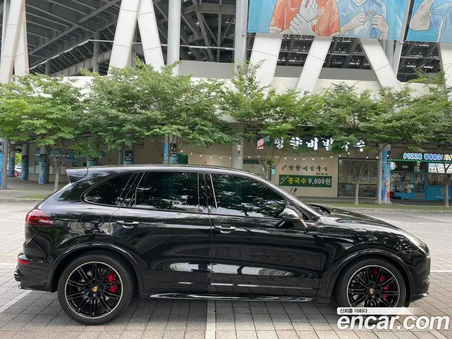 Porsche Cayenne 2016 3.6 автомат (гидро), фото 9 Porsche Cayenne 2016 3.6 автомат (гидро), фото 9