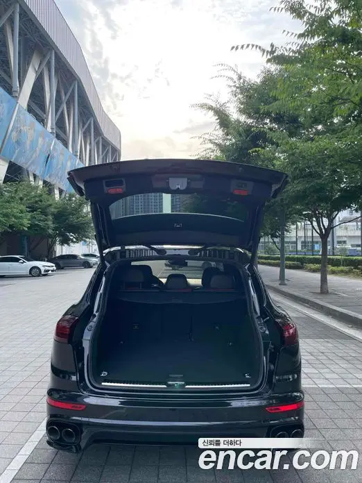 Porsche Cayenne 2016 3.6 автомат (гидро), фото 10 Porsche Cayenne 2016 3.6 автомат (гидро), фото 10