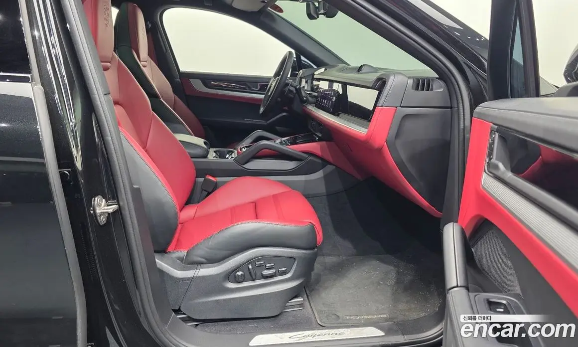 Porsche Cayenne 2025 3.0 автомат (гидро), фото 11 Porsche Cayenne 2025 3.0 автомат (гидро), фото 11