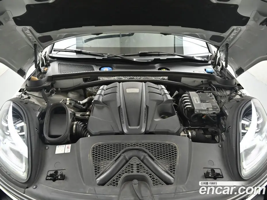 Porsche Macan 2022 2.9 автомат (гидро), фото 6