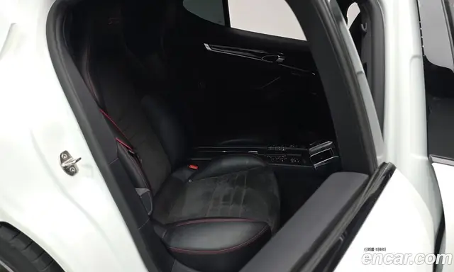 Porsche Panamera 2016 4.8 автомат (гидро), миниатюра 11