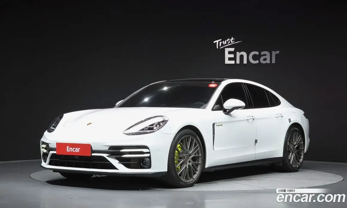 Porsche Panamera 2023 2.9 автомат (гидро), фото 1 Porsche Panamera 2023 2.9 автомат (гидро), фото 1