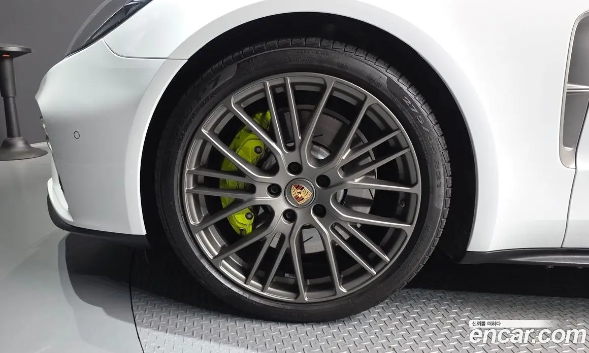Porsche Panamera 2023 2.9 автомат (гидро), фото 5 Porsche Panamera 2023 2.9 автомат (гидро), фото 5