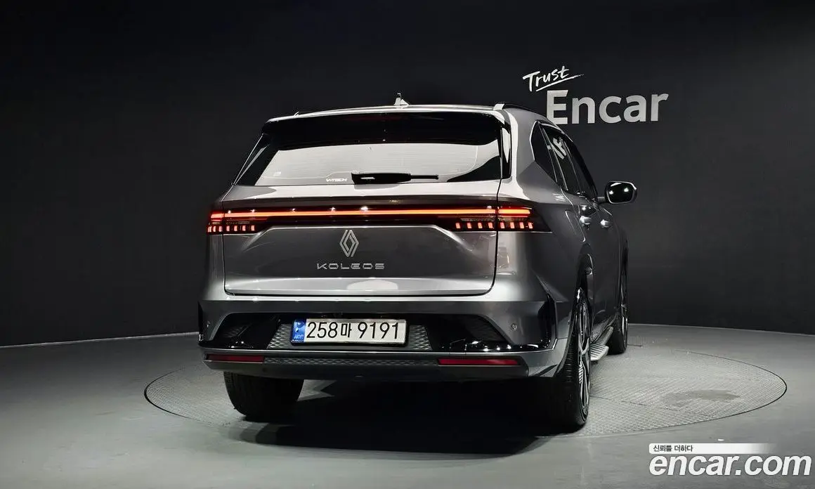 Renault (Samsung) Grand Koleos 2025 2.0 автомат (гидро), фото 3 Renault (Samsung) Grand Koleos 2025 2.0 автомат (гидро), фото 3