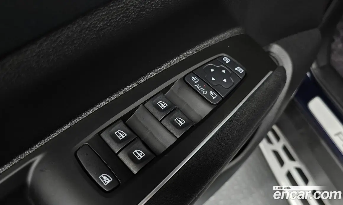 Renault (Samsung) QM6 2024 2.0 автомат (гидро), фото 28 Renault (Samsung) QM6 2024 2.0 автомат (гидро), фото 28