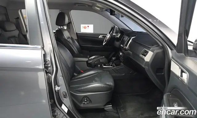 SsangYong Rexton 2018 2.2 автомат (гидро), миниатюра 11 SsangYong Rexton 2018 2.2 автомат (гидро), миниатюра 11