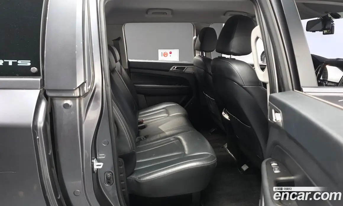 SsangYong Rexton 2018 2.2 автомат (гидро), фото 12 SsangYong Rexton 2018 2.2 автомат (гидро), фото 12