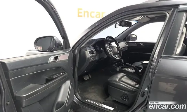 SsangYong Rexton 2018 2.2 автомат (гидро), миниатюра 10 SsangYong Rexton 2018 2.2 автомат (гидро), миниатюра 10