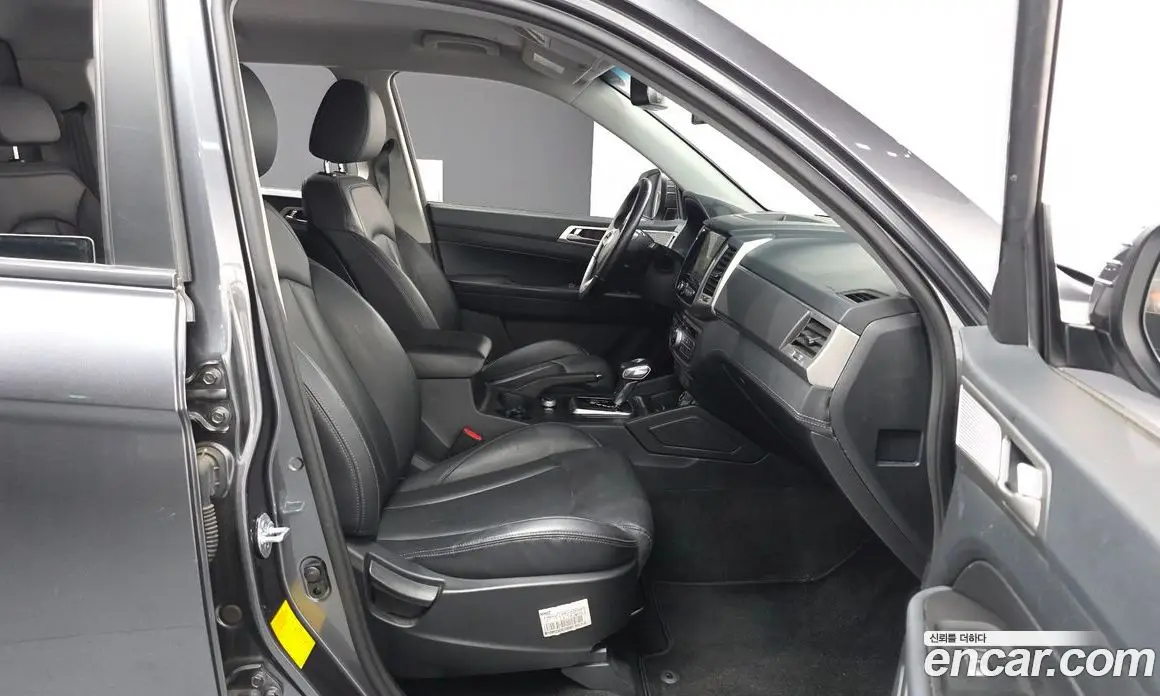 SsangYong Rexton 2019 2.2 автомат (гидро), фото 11