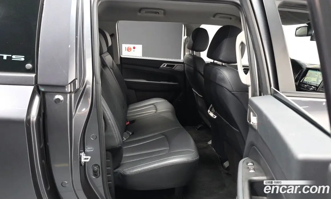 SsangYong Rexton 2019 2.2 автомат (гидро), фото 12